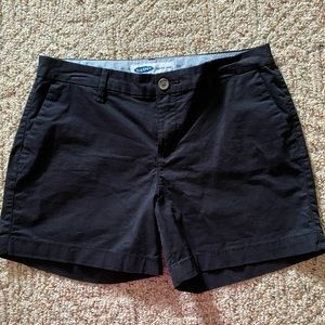 Old Navy women’s black shorts. Size 4